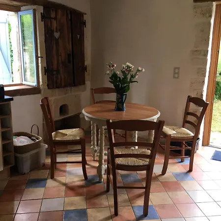 Tatil Evi Maison De 3 Chambres Avec Terrasse Amenagee A Martin