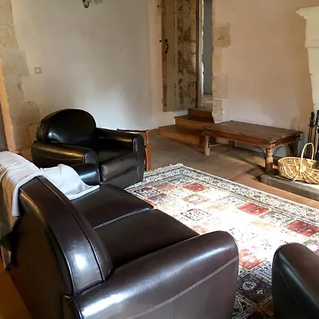 Maison De 3 Chambres Avec Terrasse Amenagee A Martin Rioux-Martin